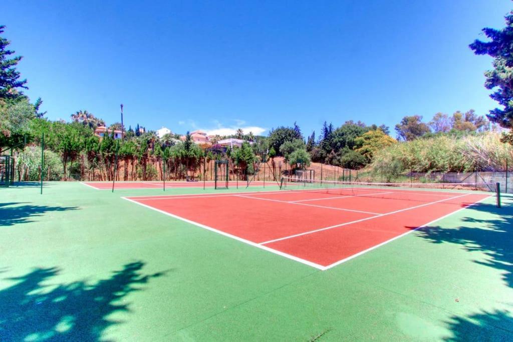 1039 - Carib Playa Duplex Penthouse Apartment Marbella